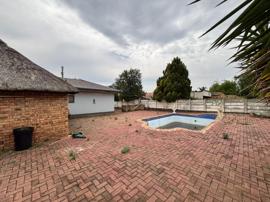 3 Bedroom Property for Sale in Meiringspark North West